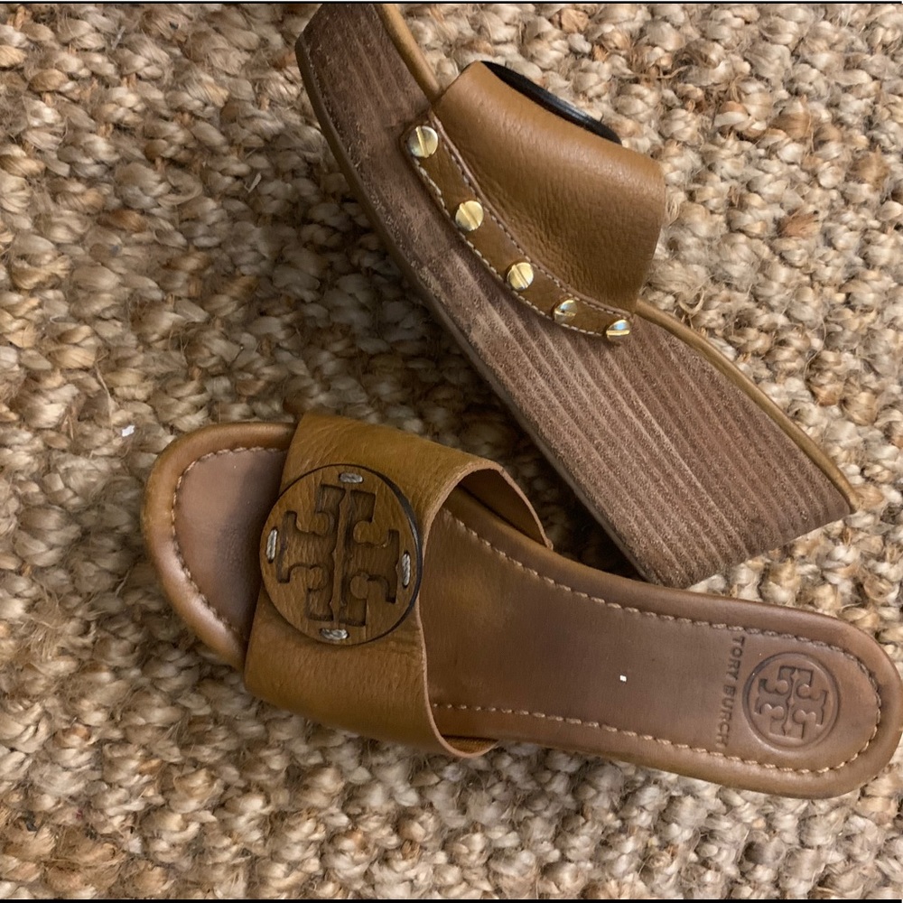 Tory Burch platform